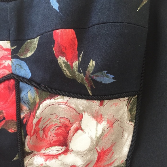 Black Halo Sheath Daria Floral Panel Dress - Picture 10 of 12